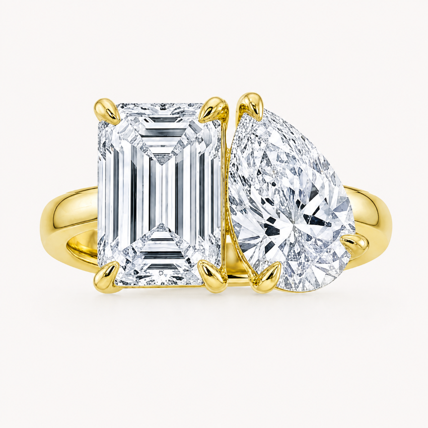 Pear & Emerald Toi et Moi Setting  Ring